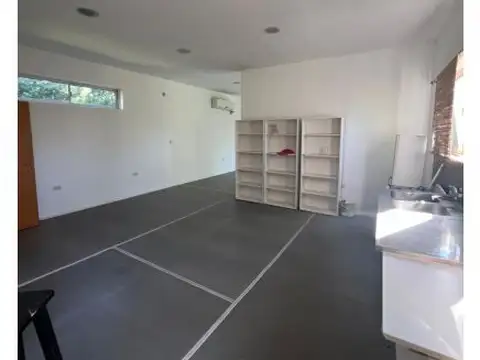 Local en Venta en Funes, USD 77.000