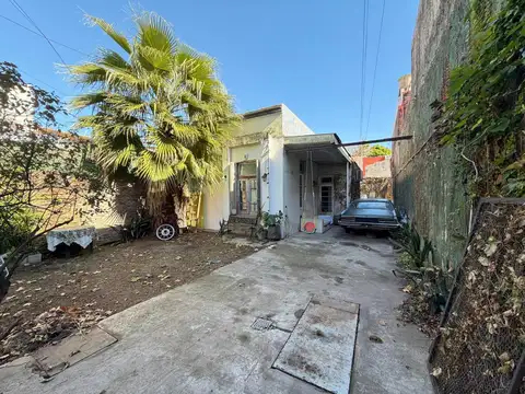 Casa a reciclar / Terreno a construir