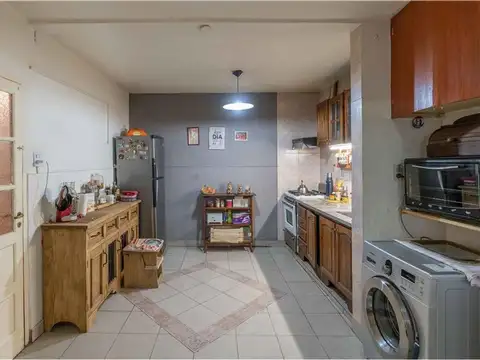 Depto Tipo Casa 4 ambientes con 2 baños
