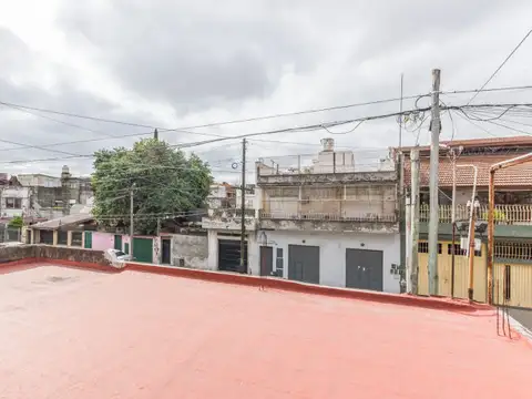 Casa 11 ambientes con 5 baños