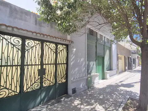 Terreno en Caballito: 8,70 x 10,78. Se puede construir P. Baja 10 Plantas tipo 2 retiros.