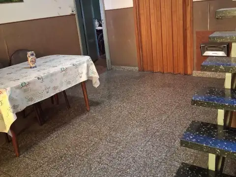 Depto Tipo Casa en Venta 40 años