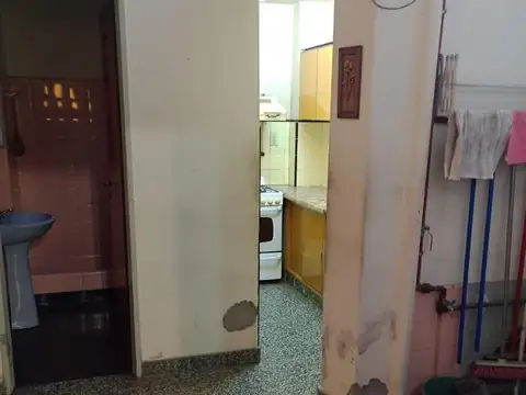 PH de 4 ambientes c/ 2 baños  y terraza.