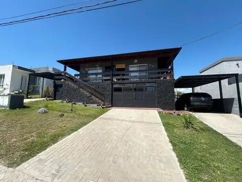 Casa en Venta de 5 dormitorios