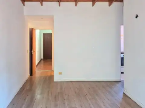 Dpto 3 amb.con cochera.Excelente ubicacion