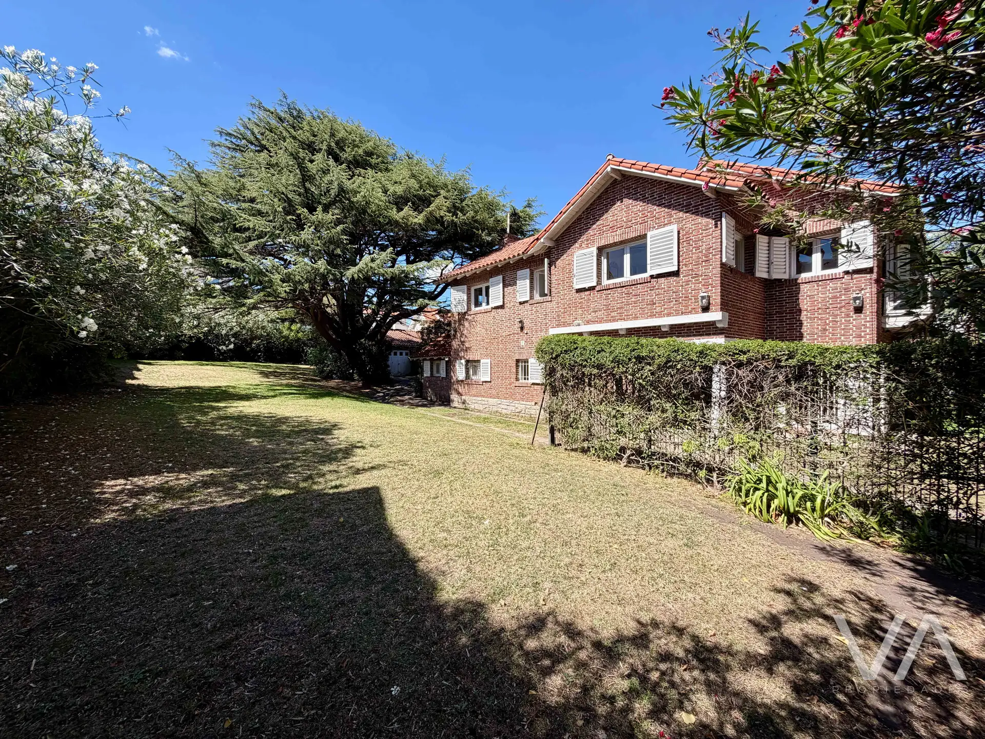 Lote único en Stella Maris.