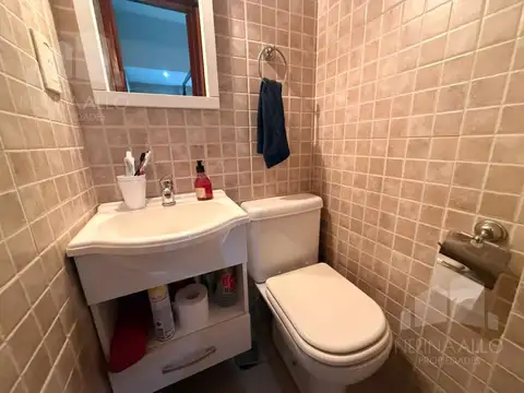 Depto Tipo Casa en Venta con 1 cocheras