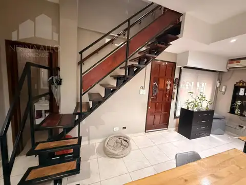 Depto Tipo Casa 4 ambientes con 1 baño