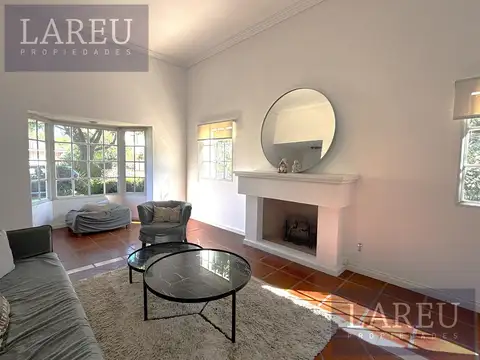 Casa en Alquiler en La Delfina, USD 1.300