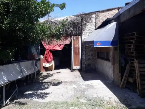 Galpon en Venta en Caseros, USD 140.000