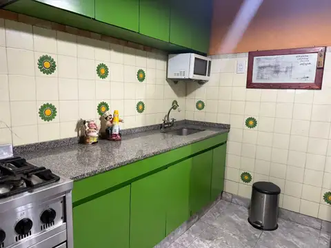 Depto Tipo Casa en Venta de 5 ambientes