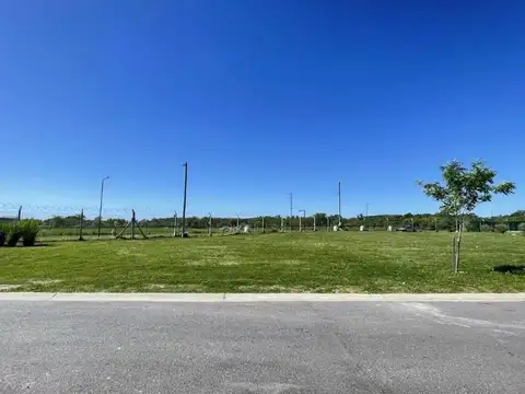 Hermoso lote en Santa Ana