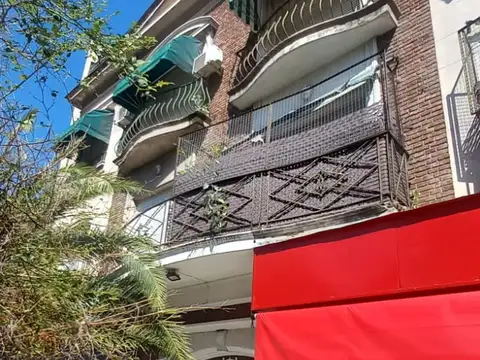 3 Amb. c/depend. Baño y toillet, amplio patio