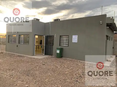 Alquiler de Galpón Base Operativa  oficina   Playa de maniobras en Parque Industrial Neuquén