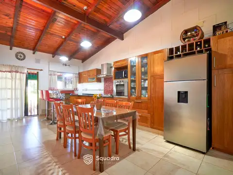 VENTA / PERMUTA - Casa de 3 dormitorios, Jardín y Piscina. Pueblo Esther