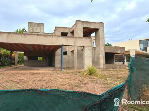 Casa en b° liceo country iv