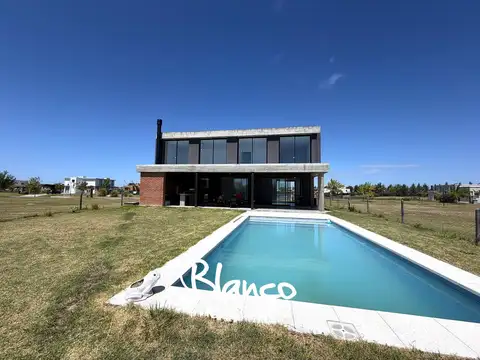 Casa  en Venta en El Naudir, Escobar, G.B.A. Zona Norte