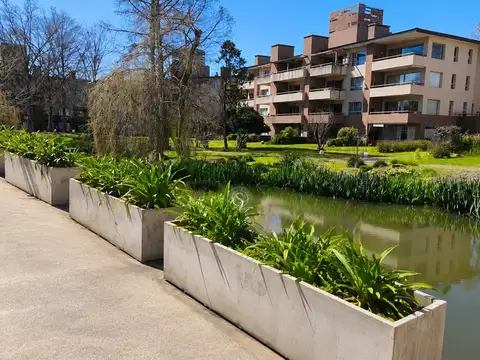 Departamento  en Venta en Villa del Lago, Pilar, G.B.A. Zona Norte