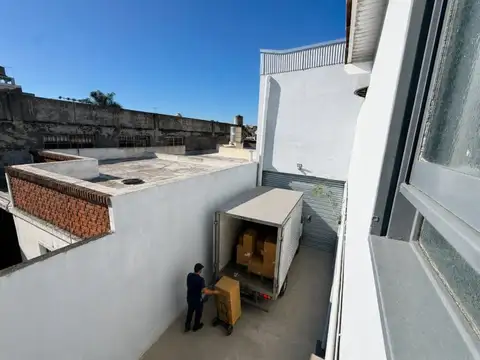 GALPÓN EN VENTA | VILLA BOSCH | DEPÓSITO + OFICINAS | LOTE 10x46
