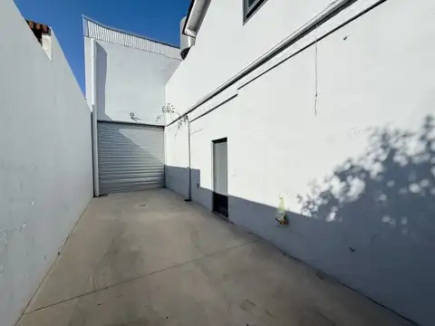 GALPÓN EN VENTA | VILLA BOSCH | DEPÓSITO + OFICINAS | LOTE 10x46