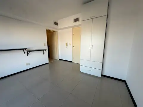 Departamento en Alquiler en Colegiales, $ 500.000