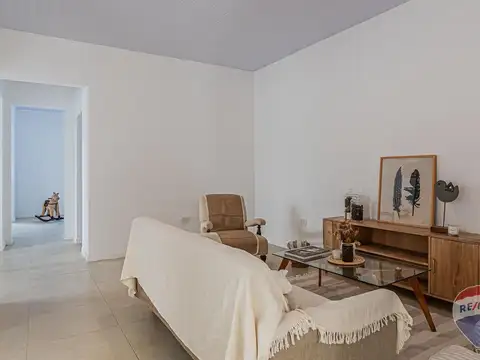 Depto Tipo Casa 4 ambientes con 3 baños