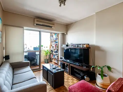 Departamento en Venta en Caballito Sur, USD 189.000