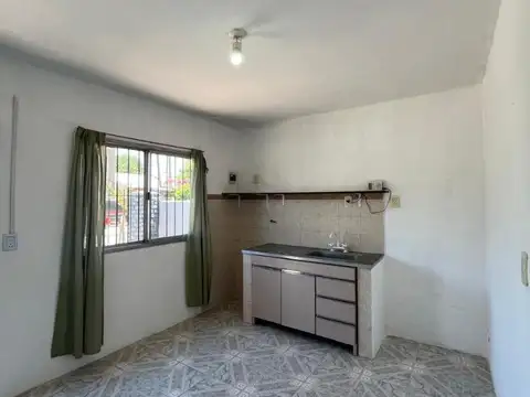 Depto Tipo Casa en Alquiler de 1 dormitorio