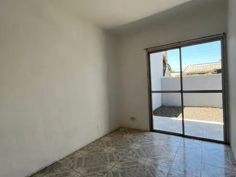 Depto Tipo Casa en Alquiler en Parque San Martin, $ 315.000