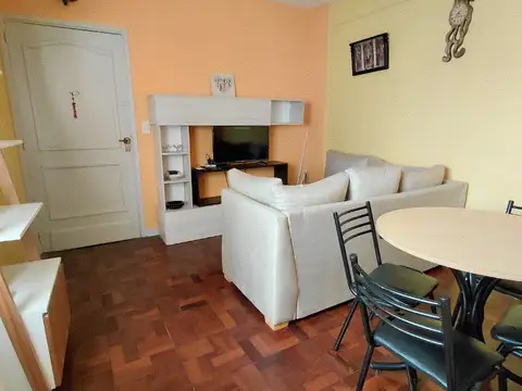 Excelente Ubicacion! Av Córdoba 3533, Zona Universidades de Palermo y UTN.