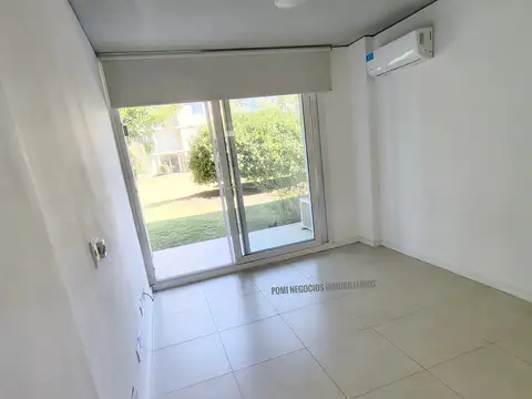 Condominio La Nazarena Km 50 Amplio Pb Monoambiente C/galería y Jardín Propio, Cochera Fija. PILETA, LAUNDRY
