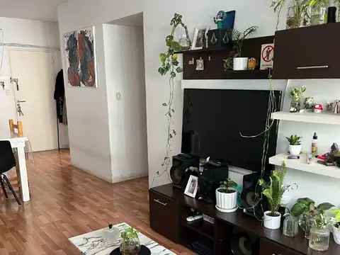 Acuña De Figueroa 200