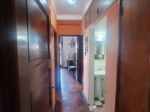 Departamento 4 ambientes con 2 baños