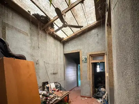 Casa 3 ambientes con 1 baño