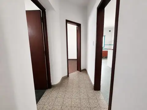 VENTA CASA GRAN LOTE PROPIO EN BERNAL OESTE