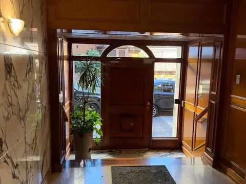 Monseñor Piaggio al 100
