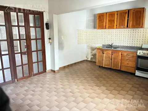 Casa 4 ambientes con 1 baño