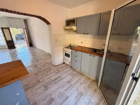 Depto Tipo Casa en Alquiler de 3 ambientes