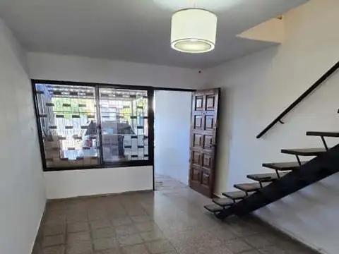 Duplex En Venta Zona Dino Mall R20 Julian Aguirre 1500