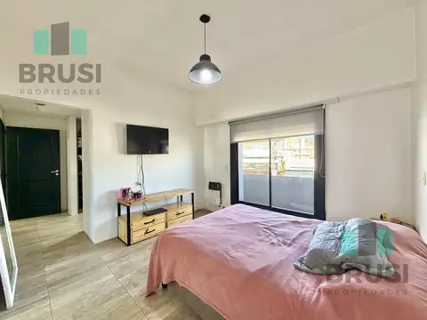 CASA EN VENTA EN LLAVALLOL - 3 AMBIENTES - MAS DEPTO DOS AMBIENTES