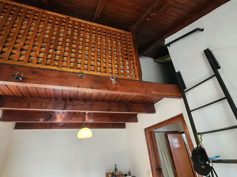Depto Tipo Casa 2 ambientes con 1 baño