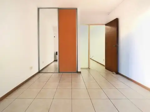 Departamento en Alquiler en Parque, $ 500.000