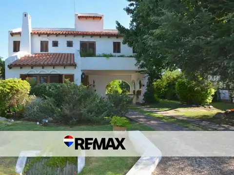 VENTA Casa 4 dormit.+ Playroom Country ARANJUEZ !!