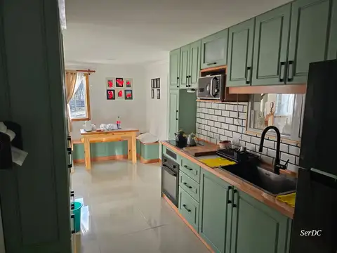 Casa 5 ambientes con 2 baños