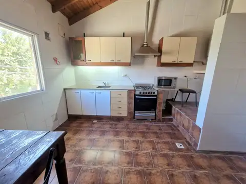 Depto Tipo Casa en Alquiler de 3 ambientes