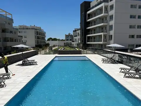 Departamento a estrenar de 2 dormitorios PB con cochera y baulera – Fontanas del Sur II