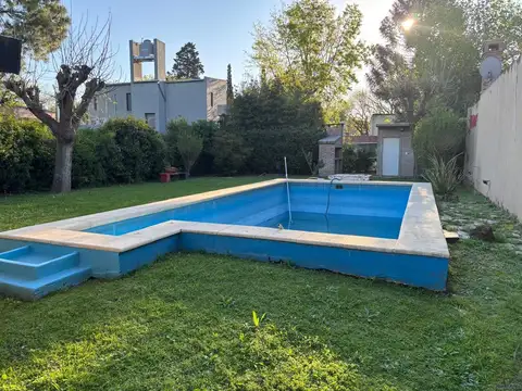 Casa 2 ambientes con 1 baño