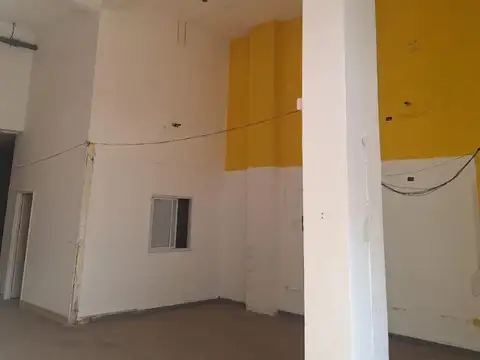 VENTA. Depósito/ Local/ Oficina. 380 m². YERBAL y ARTIGAS