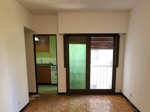 Avenida Montes de Oca al 300