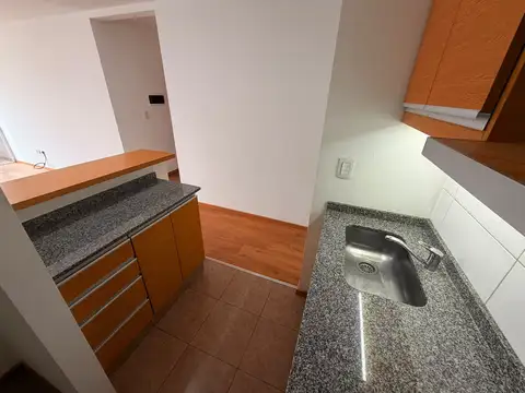 Departamento en Alquiler con 1 cocheras